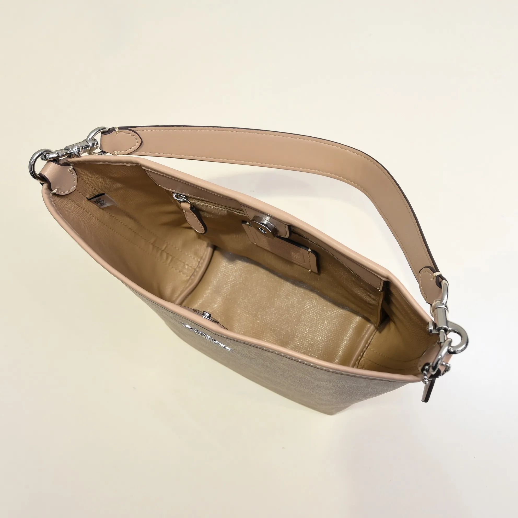Style number: CT800 Size: 21*16.5*11.5cm