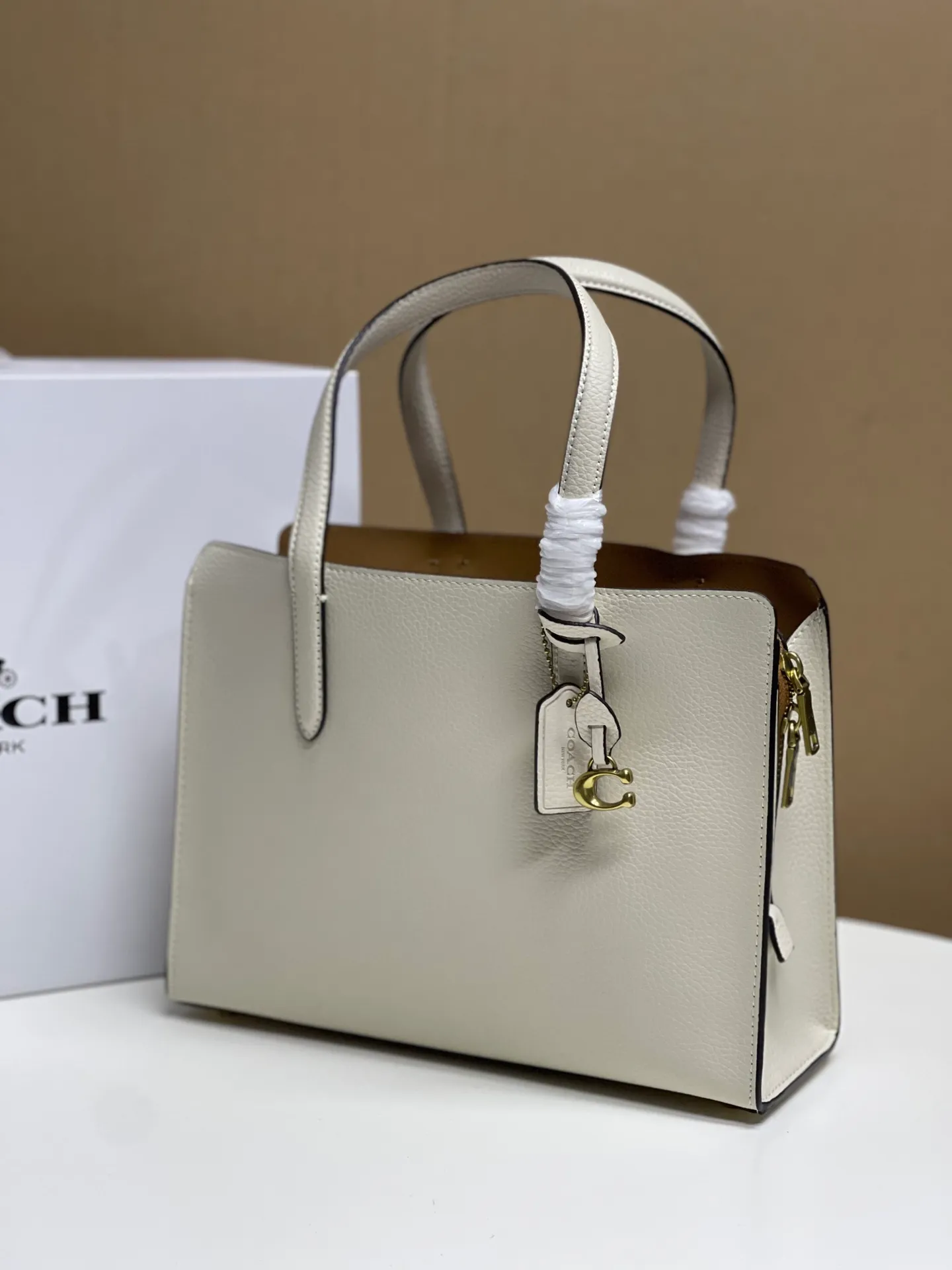 Top original order batch 460💰COACH/Coach new women's classic logo CJ806 CARTER CARRYALL No. 28 handbag, size 28 20 10