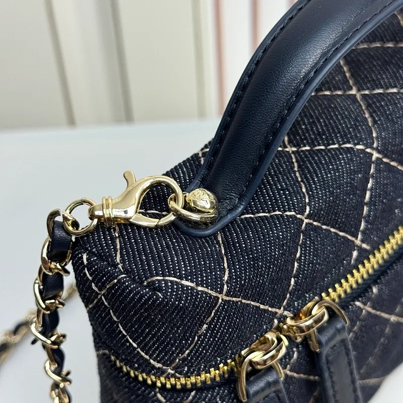 All Categories Official Website "Brand Women's Bags" Women's Bags 💙 Chanel 2026 Official Website Chanel Crossbody Bag