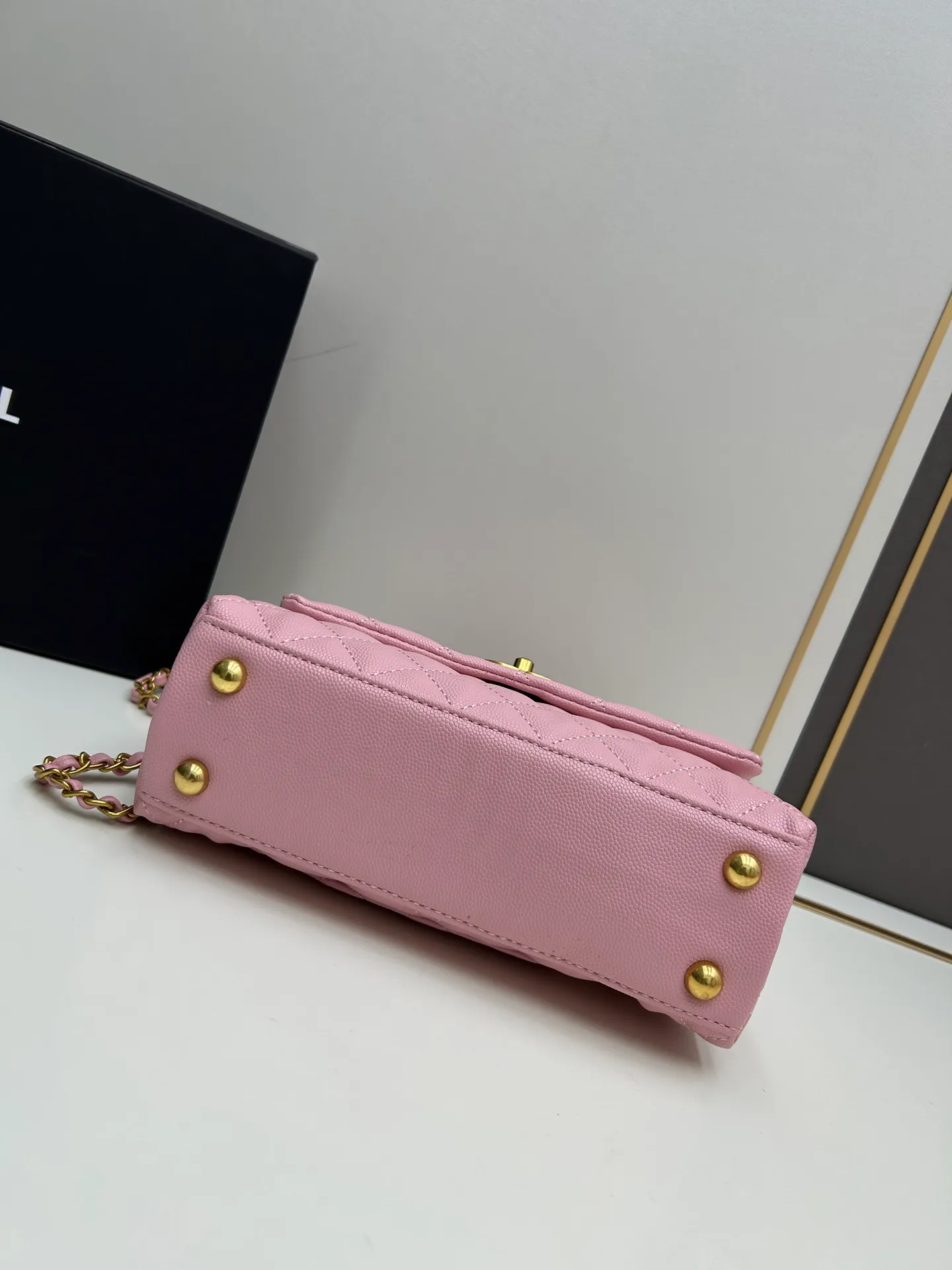 All Categories Chanel Women's Bags (Chanel) Chanel 2402