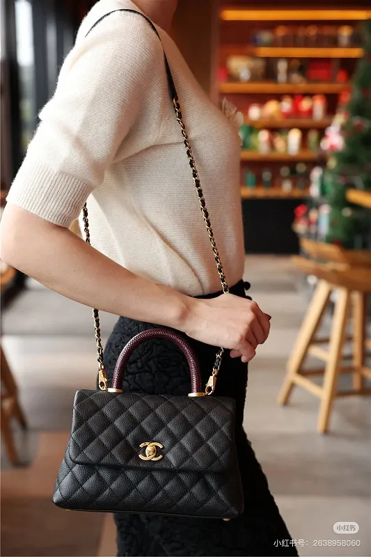 All Categories Chanel Women's Bags (Chanel) Chanel 2402