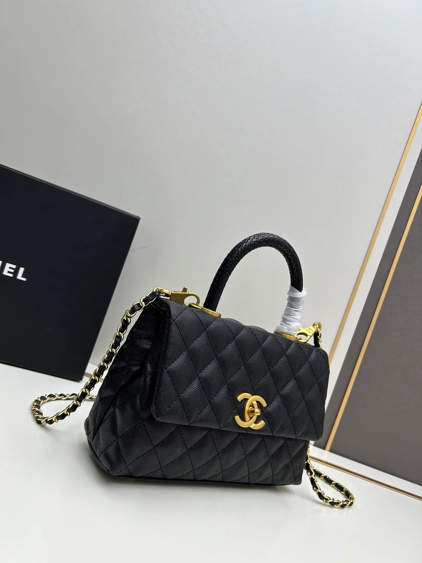 All Categories Chanel Women's Bags (Chanel) Chanel 2402