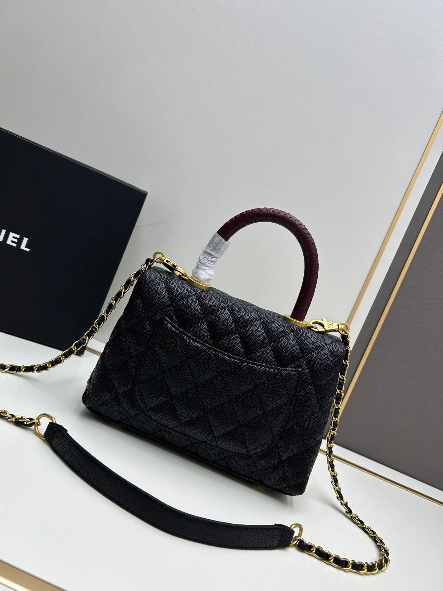 All Categories Chanel Women's Bags (Chanel) Chanel 2402