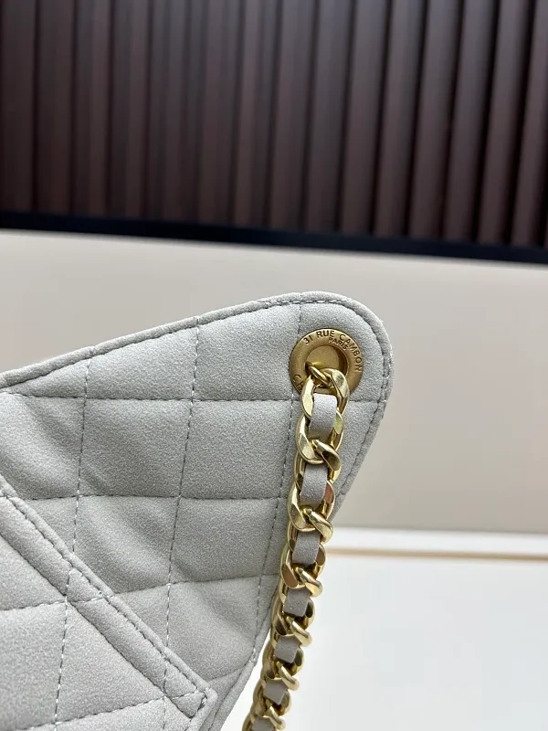 All Categories Chanel Women's Bags (Chanel) Chanel 2620