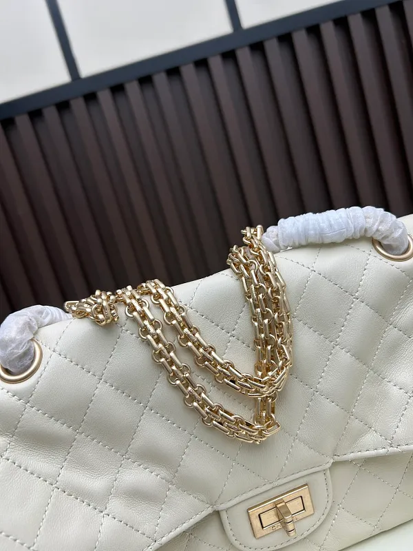 All Categories Chanel Women's Bags (Chanel) Chanel C008