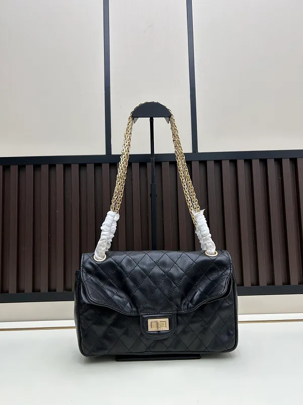All Categories Chanel Women's Bags (Chanel) Chanel C008