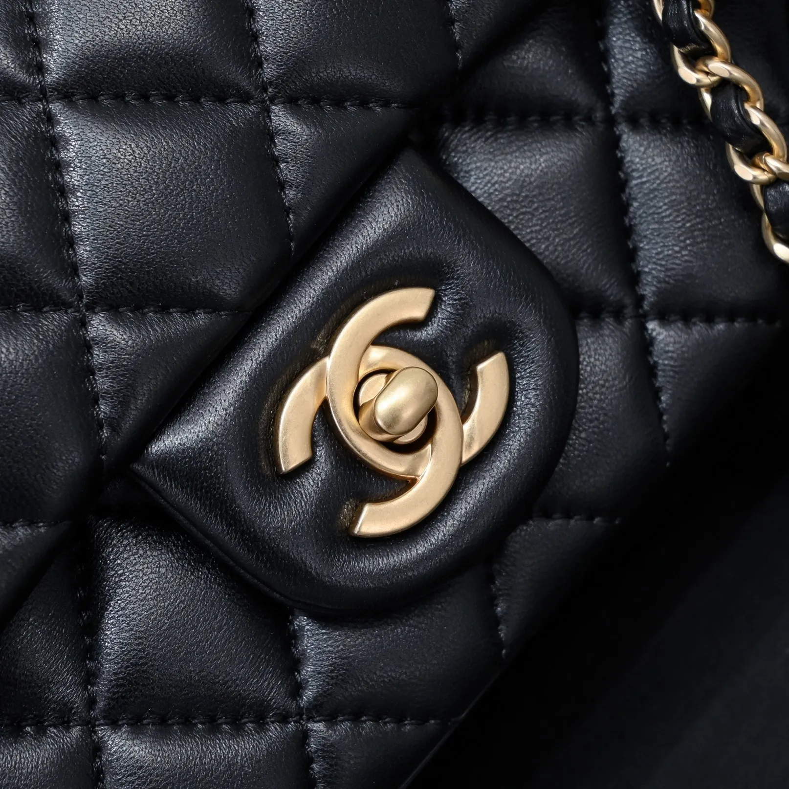 All Categories Official Website "Brand Women's Bags" Women's Bags 💙 Chanel 2025 New CHANEL Crossbody Bag