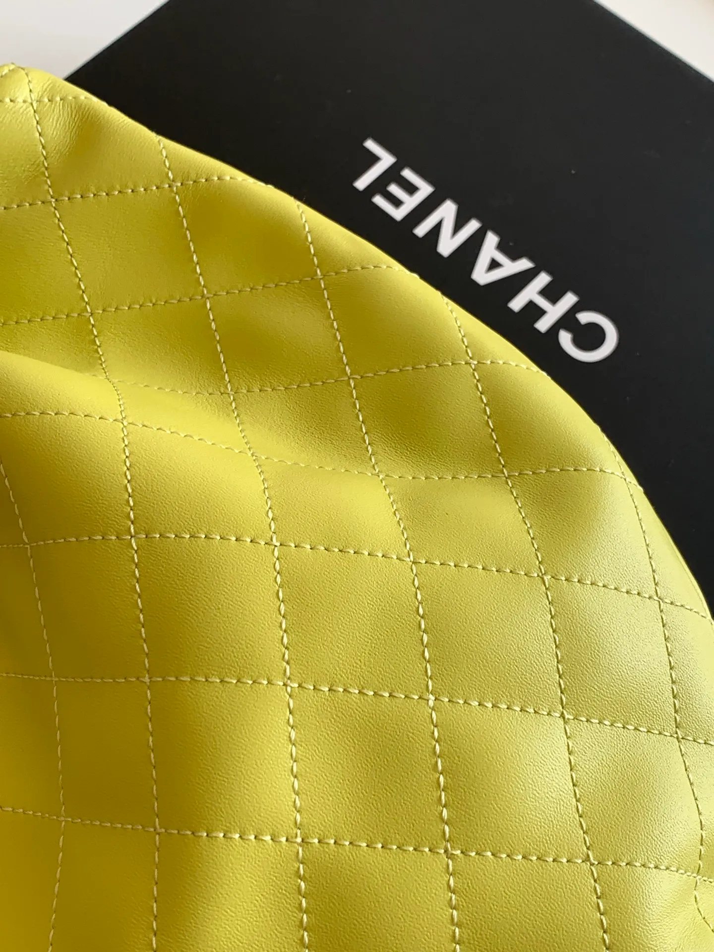 All Categories Chanel Women's Bags 2 (Chanel) Chanel Original AS6010