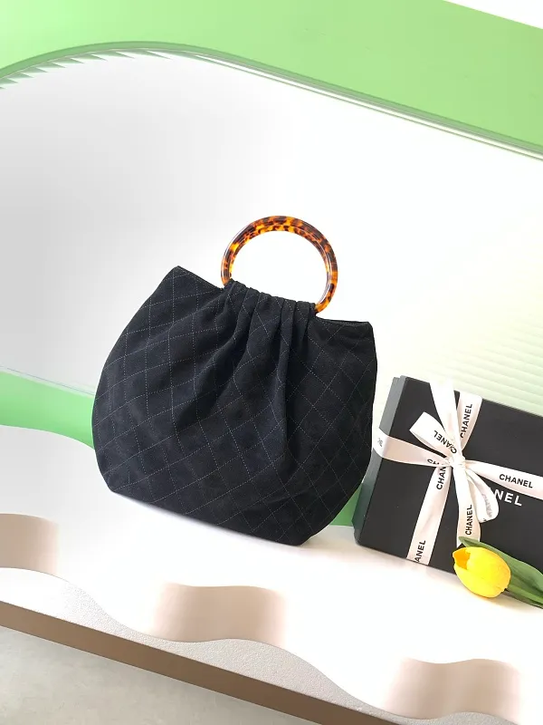 All Categories Chanel Women's Bags 2 (Chanel) Chanel Original AS6010