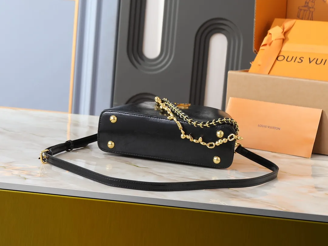 All Categories Chanel Women's Bags (Chanel) Chanel M25492