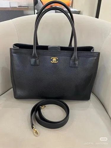All Categories Chanel Women's Bags 2 (Chanel) Chanel Original Single 2011 Small Medium Size