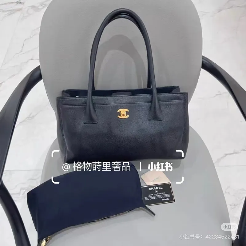 All Categories Chanel Women's Bags 2 (Chanel) Chanel Original Single 2011 Small Medium Size