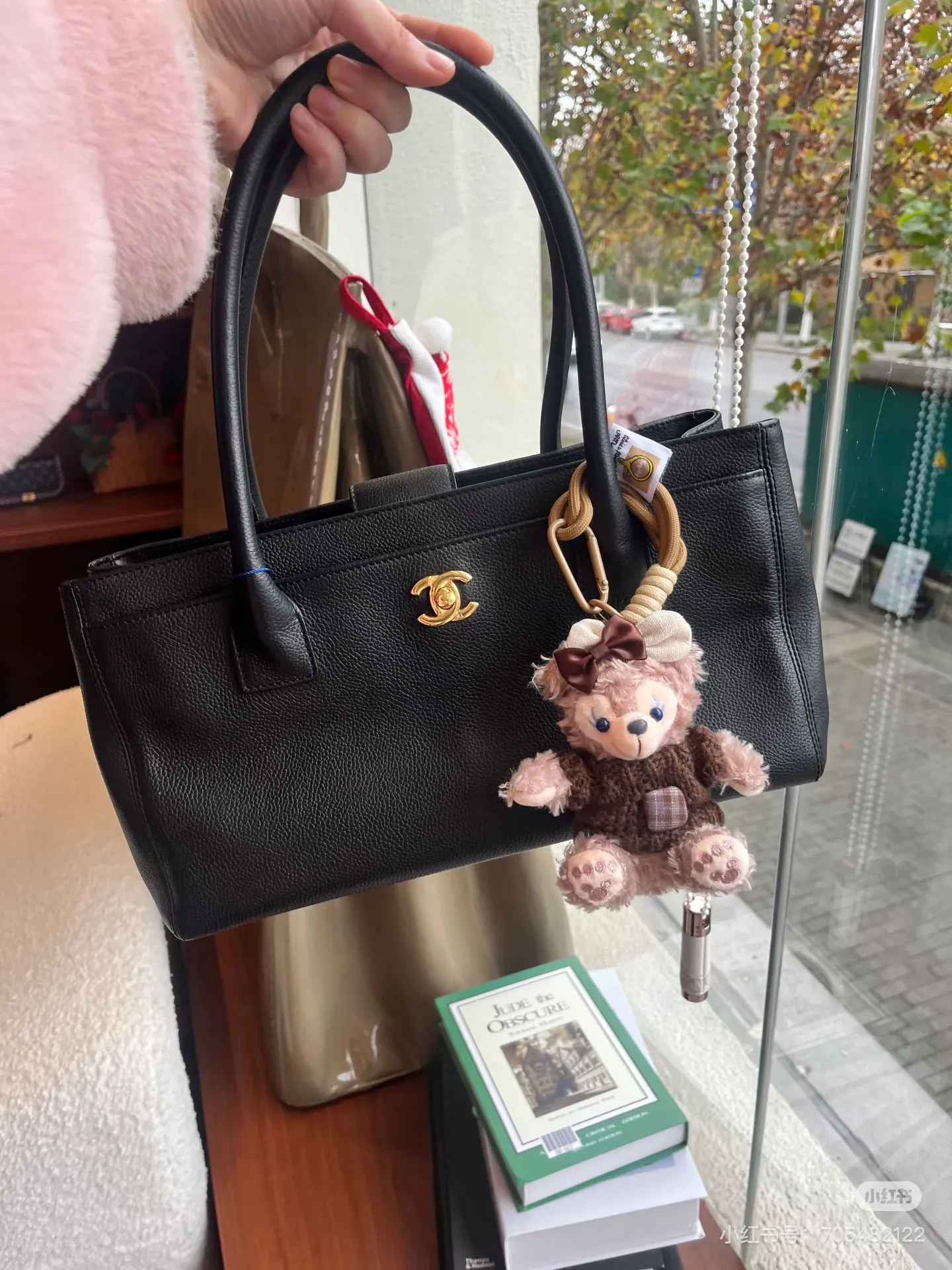 All Categories Chanel Women's Bags 2 (Chanel) Chanel Original Single 2011 Small Medium Size