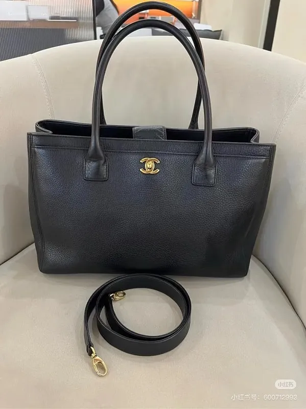 All Categories Chanel Women's Bags 2 (Chanel) Chanel Original Single 2011 Small Medium Size