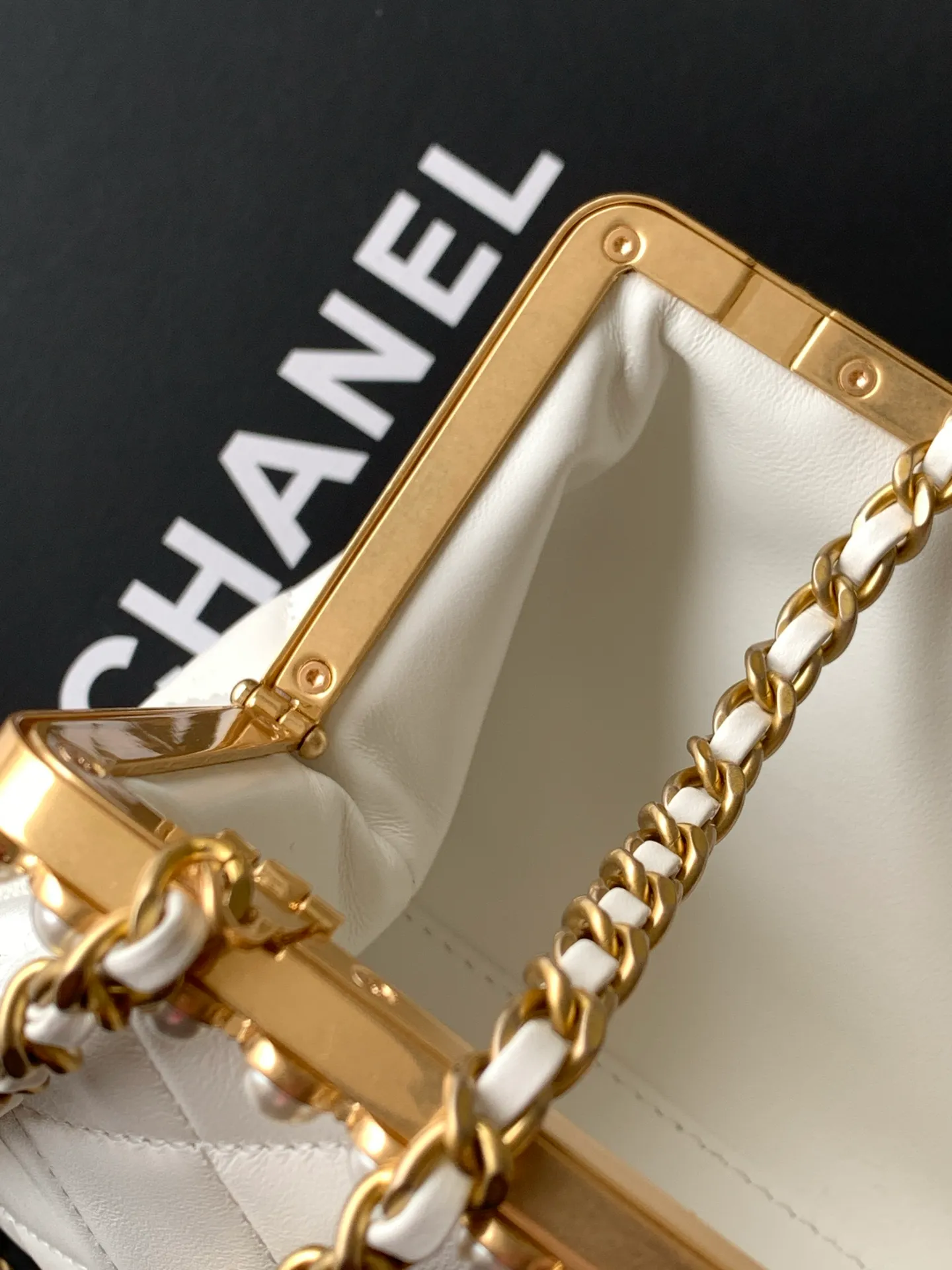 All Categories Chanel Women's Bags 2 (Chanel) Chanel Original AS5912