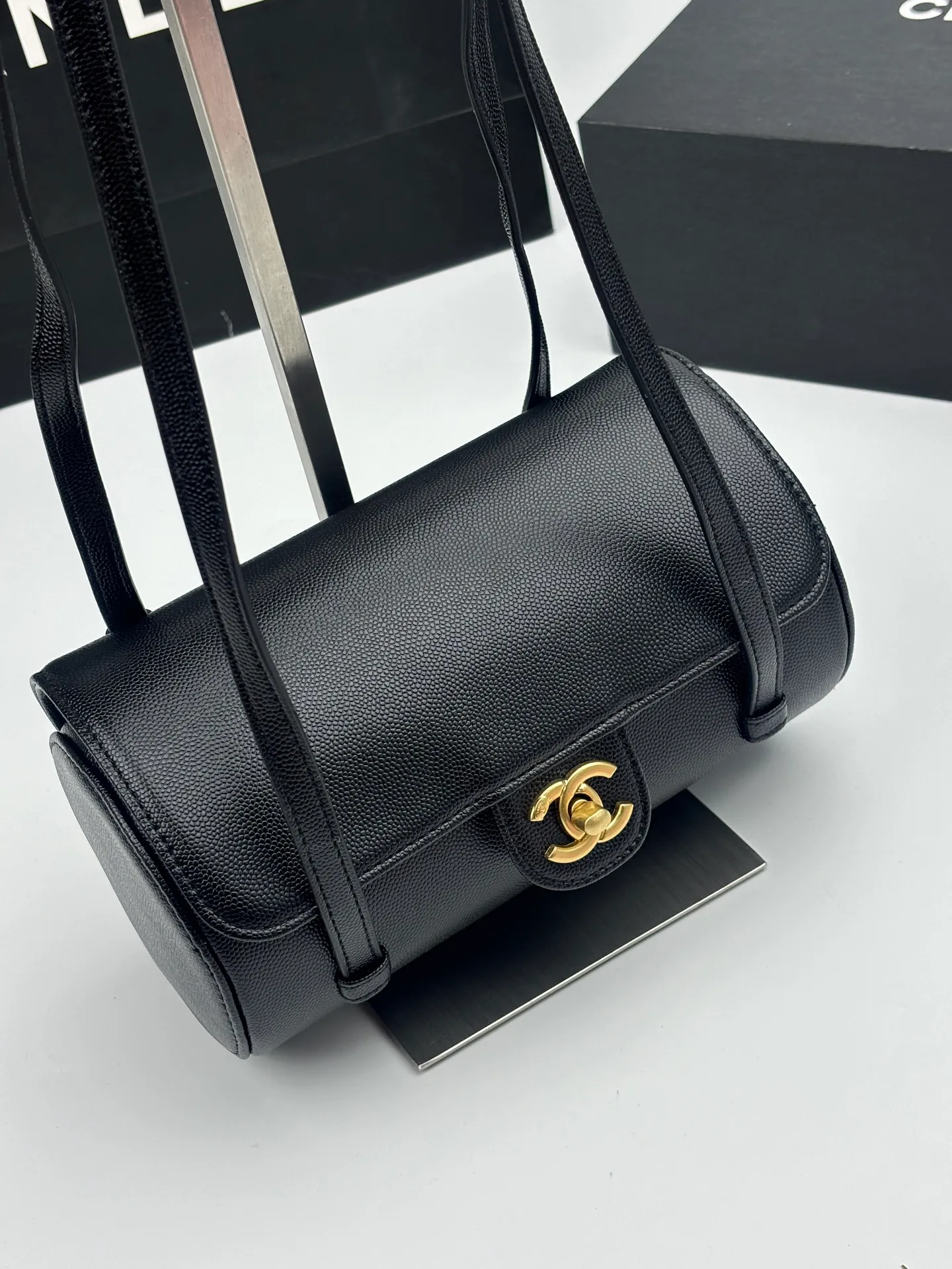 All Categories Official Website "Brand Women's Bags" Women's Bags 💙 Chanel 2026 Official Website CHANEL Underarm Bag