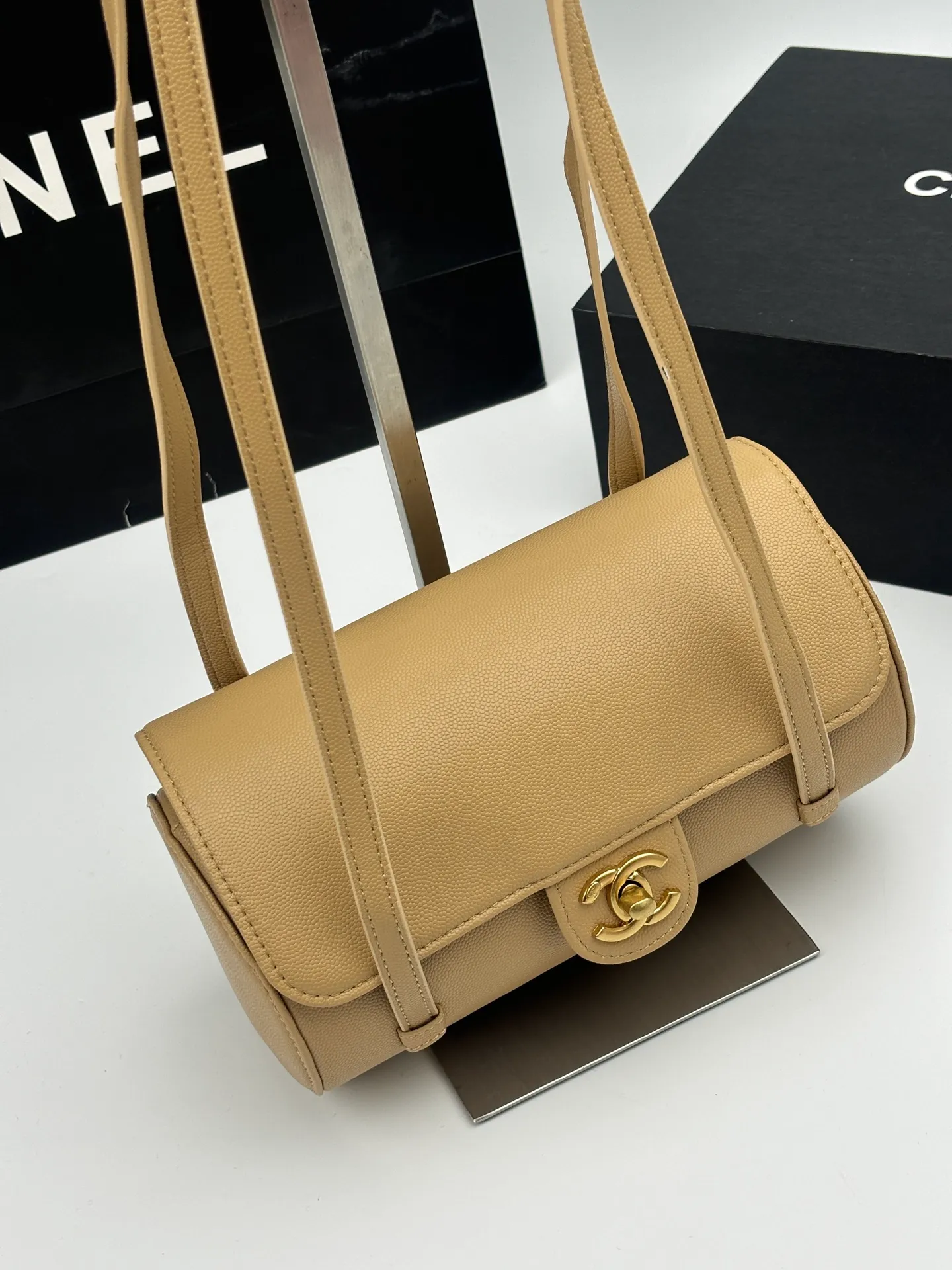 All Categories Official Website "Brand Women's Bags" Women's Bags 💙 Chanel 2026 Official Website CHANEL Underarm Bag