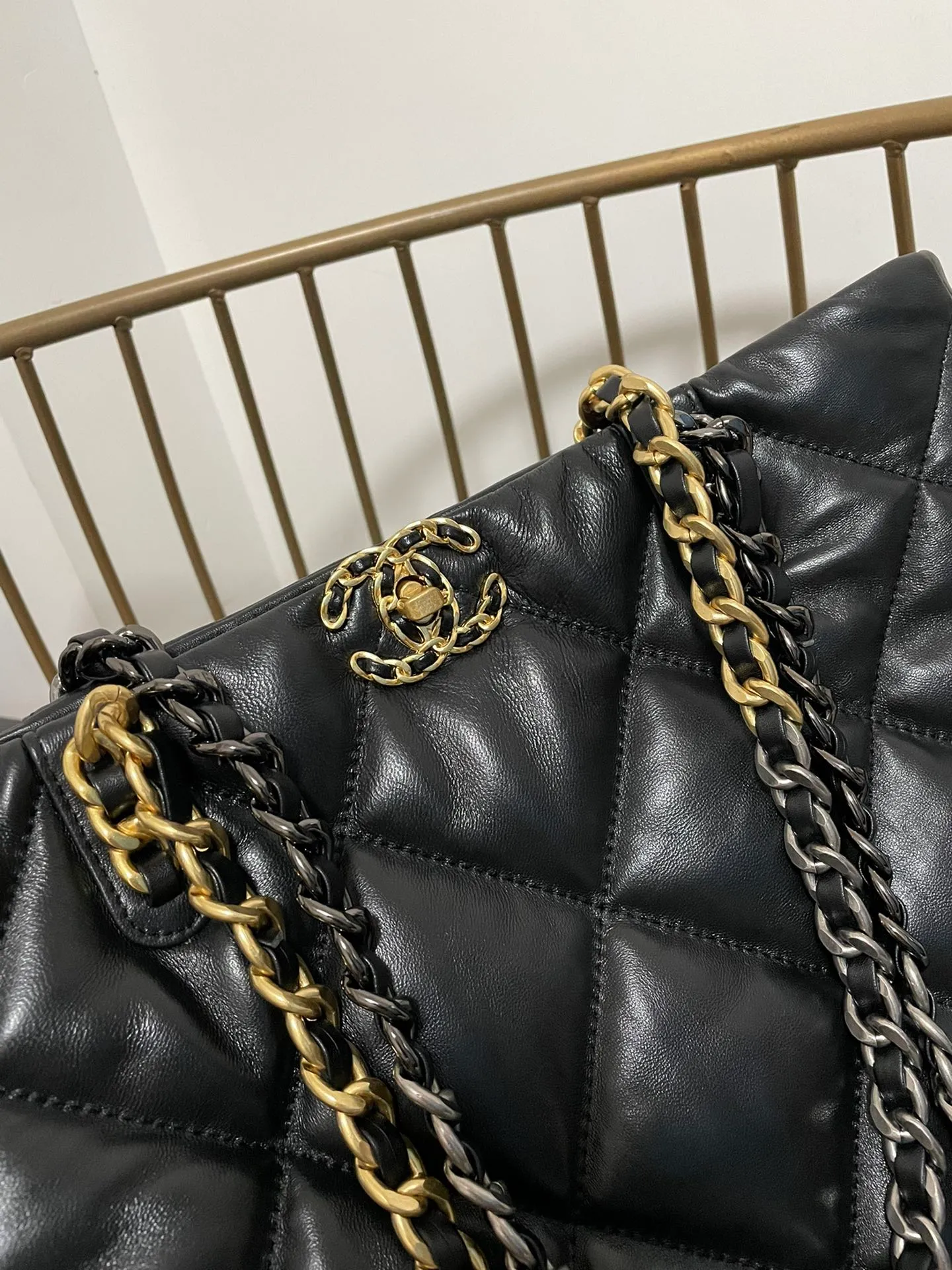 All Categories Chanel Women's Bags (Chanel) Chanel 8946