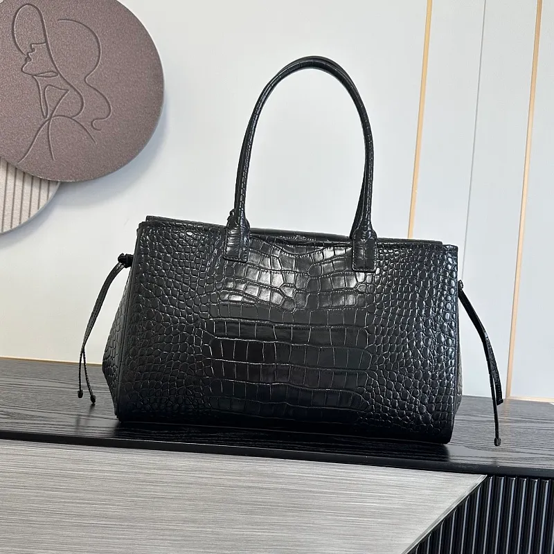 All Categories Chanel Women's Bags (Chanel) Chanel Original 6428 Crocodile Embossed Leather