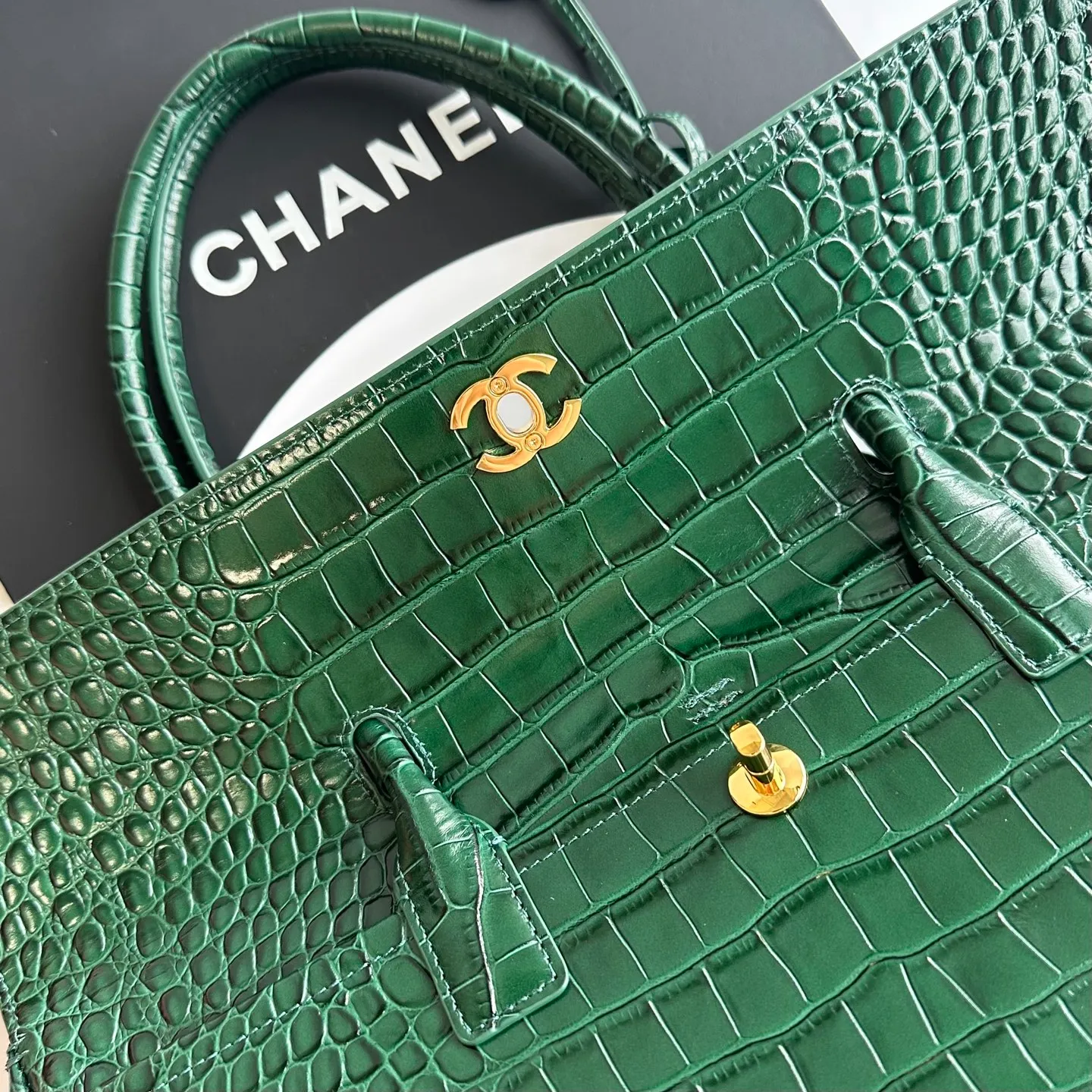 All Categories Chanel Women's Bags (Chanel) Chanel Original 6428 Crocodile Embossed Leather