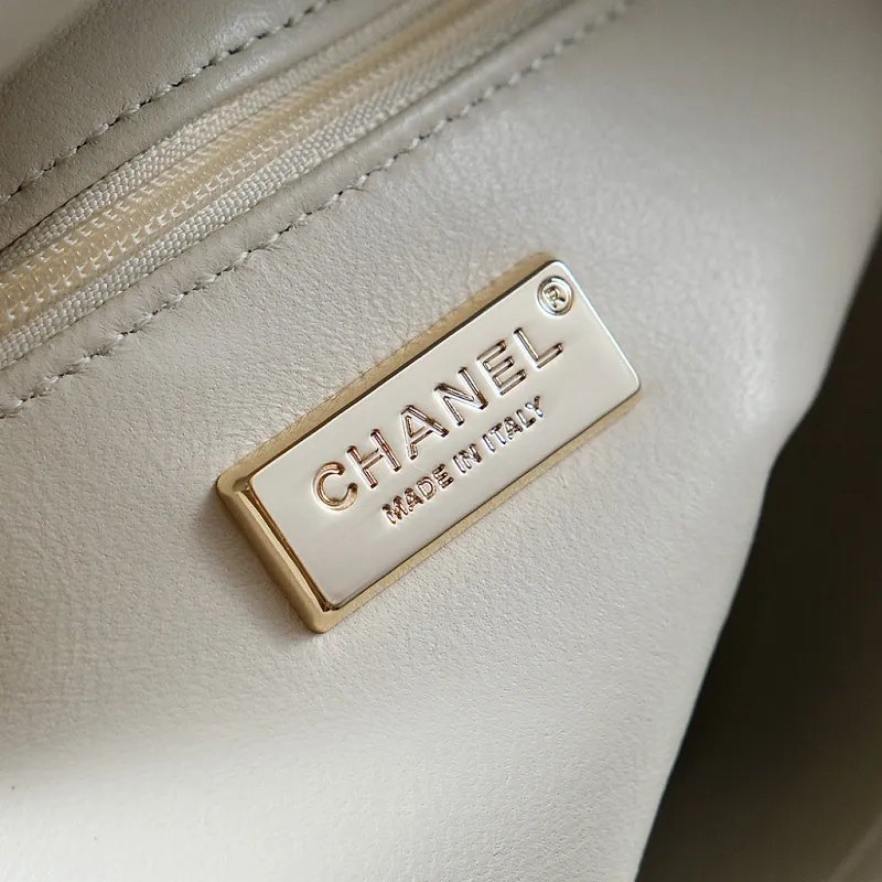 All Categories Chanel Women's Bags (Chanel) Chanel 218