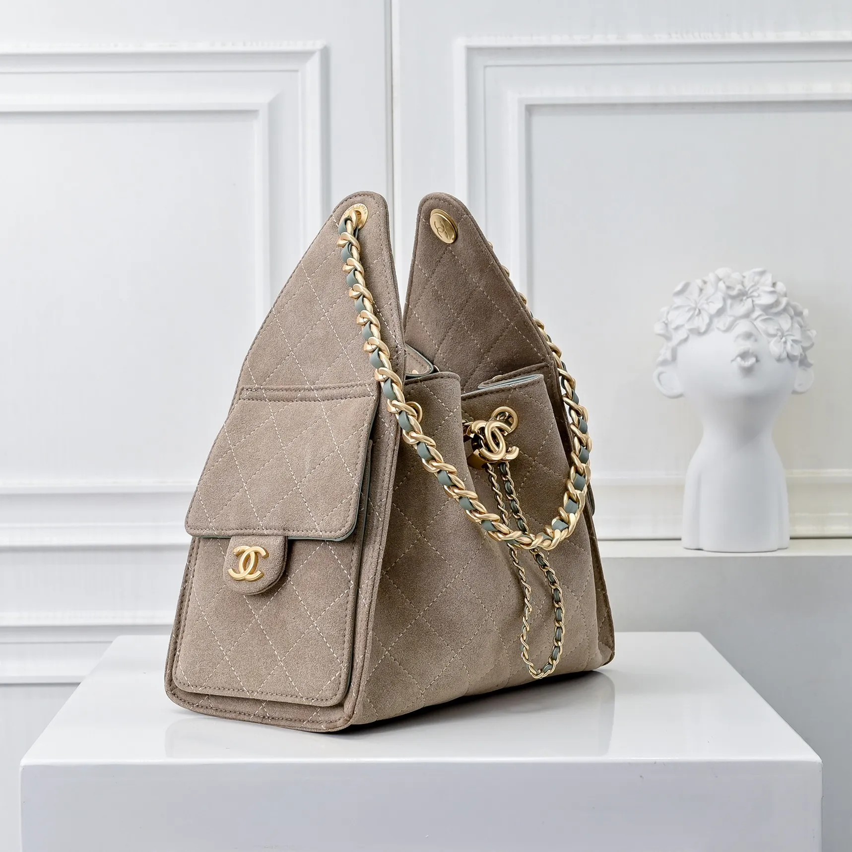 All Categories Official Website "Brand Women's Bags" Women's Bags 💙 Chanel 2025 New CHANEL Underarm Bag