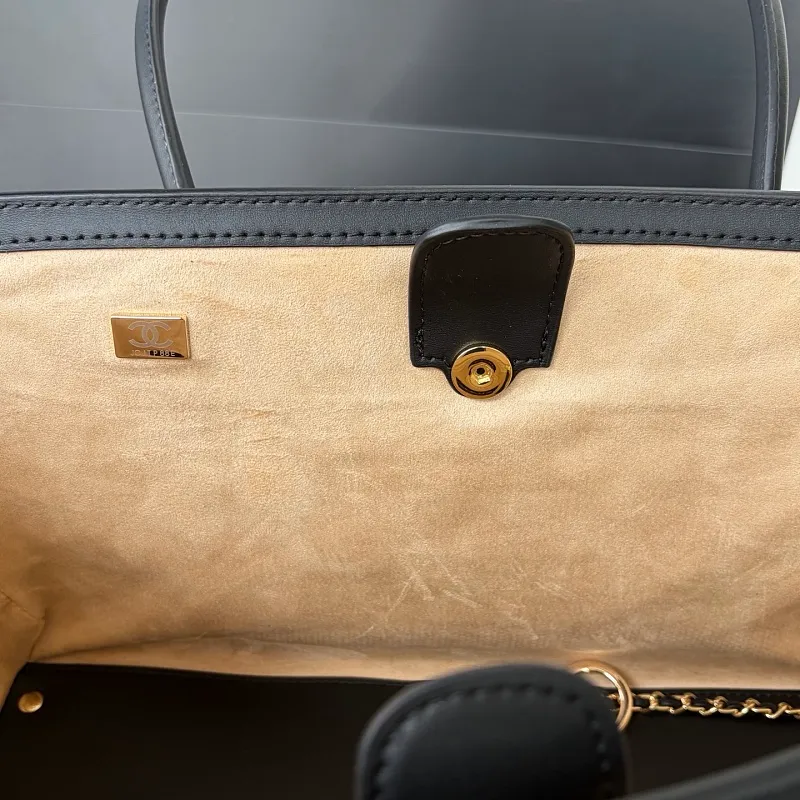 All Categories Official Website "Brand Women's Bags" Women's Bags 💙 Chanel 2026 Official Website CHANEL Handbags