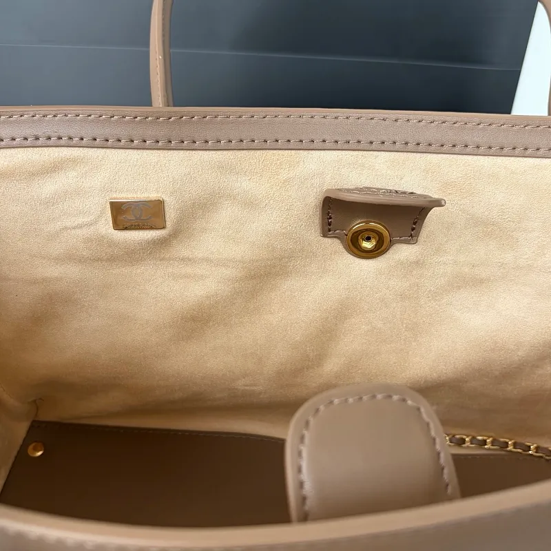 All Categories Official Website "Brand Women's Bags" Women's Bags 💙 Chanel 2026 Official Website CHANEL Handbags