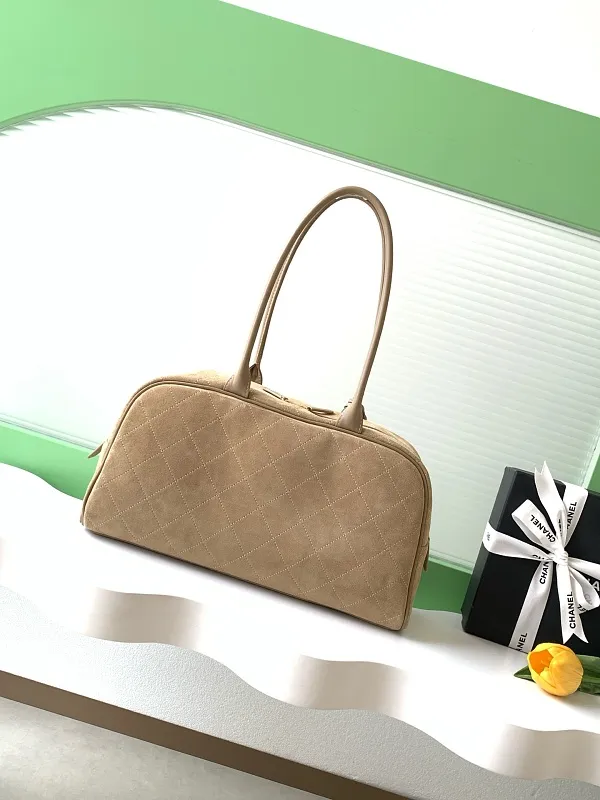 All Categories Chanel Women's Bag 2 (Chanel) Chanel Original Order AS6211