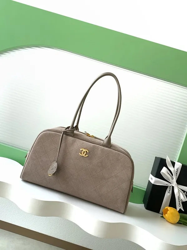 All Categories Chanel Women's Bag 2 (Chanel) Chanel Original Order AS6211