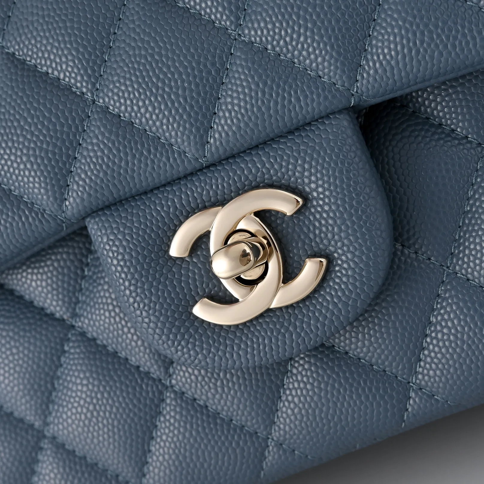 All Categories Chanel Women's Bag 2 (Chanel) Chanel Original Order 1113 Small Ball