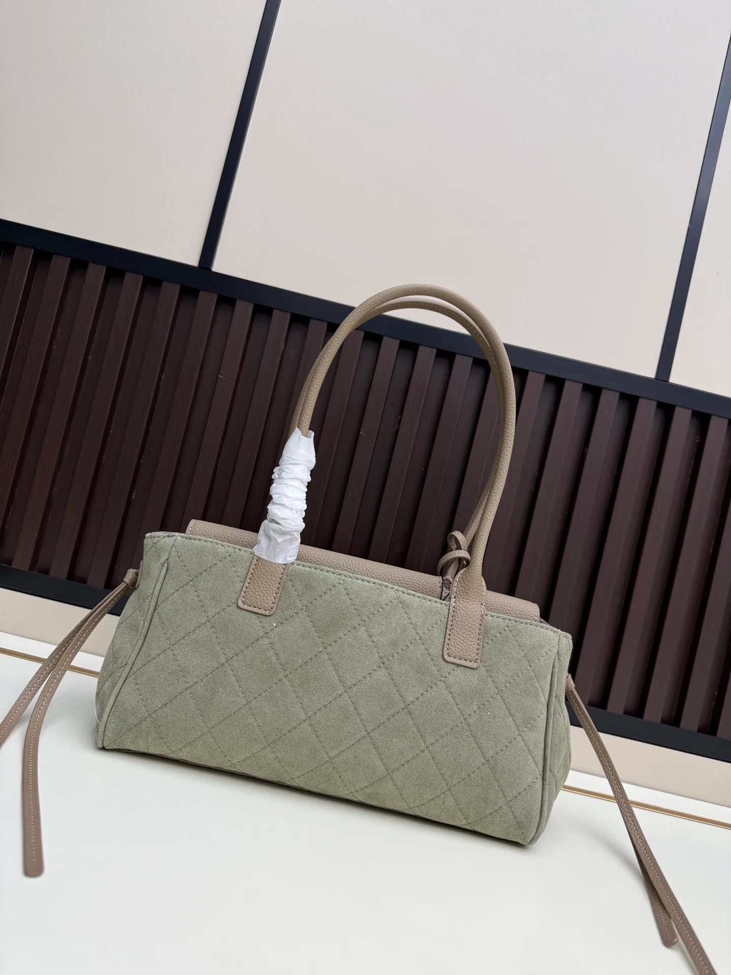 All Categories Official Website "Brand Women's Bags" Women's Bags 💙 Chanel 2026 New CHANEL Togo Cow Leather Tote Handbag