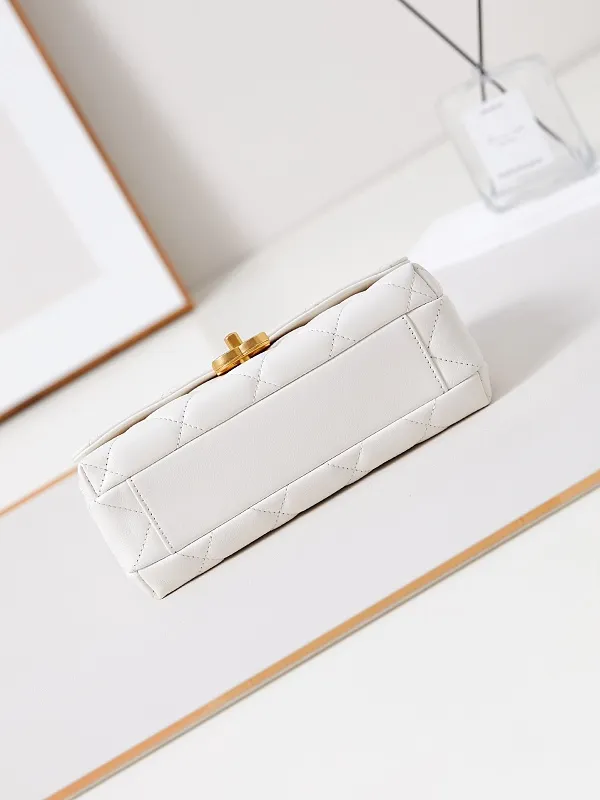All Categories Chanel Women's Bags 2 (Chanel) Chanel Original AS5011