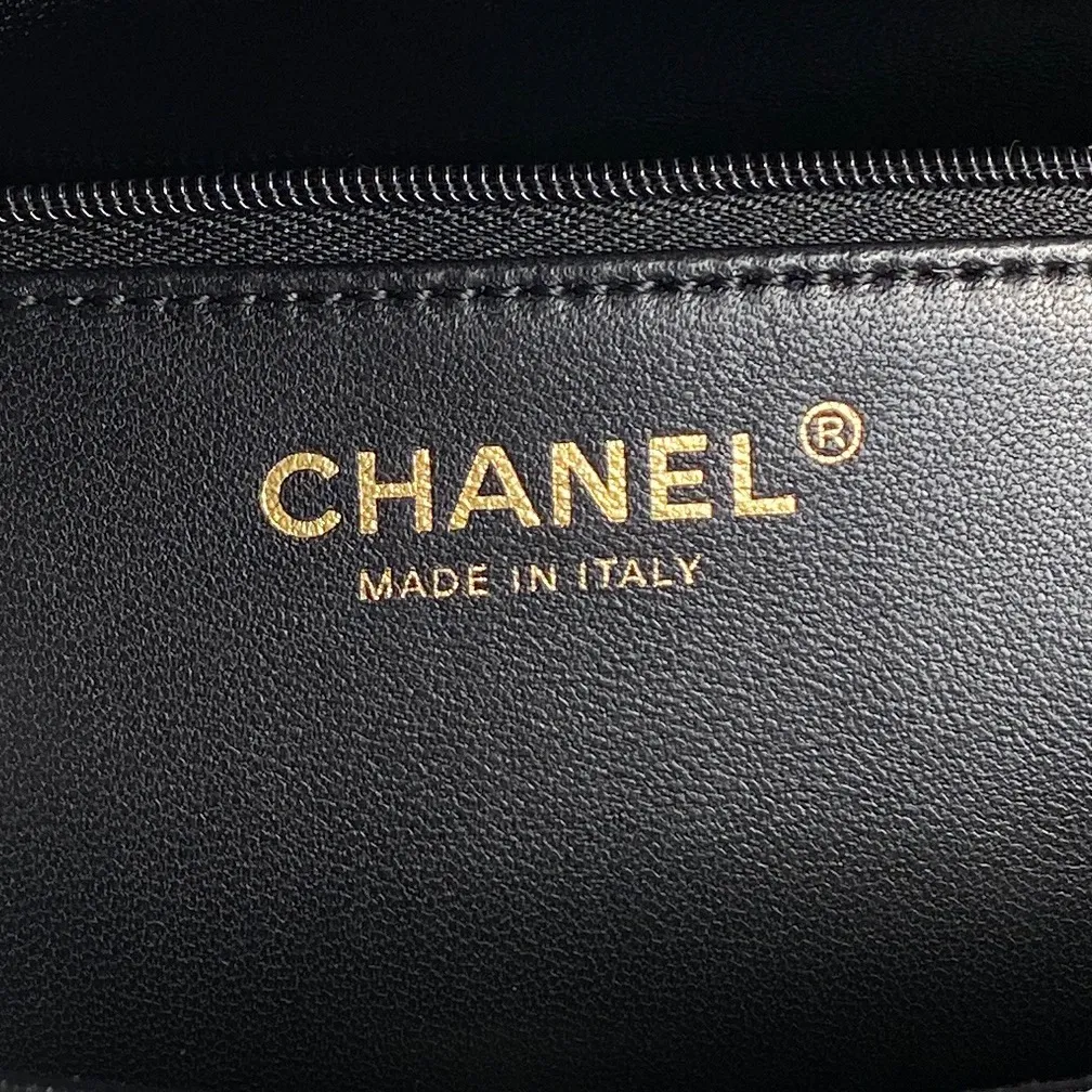 All Categories Chanel Women's Bags 2 (Chanel) Chanel Original AS5043