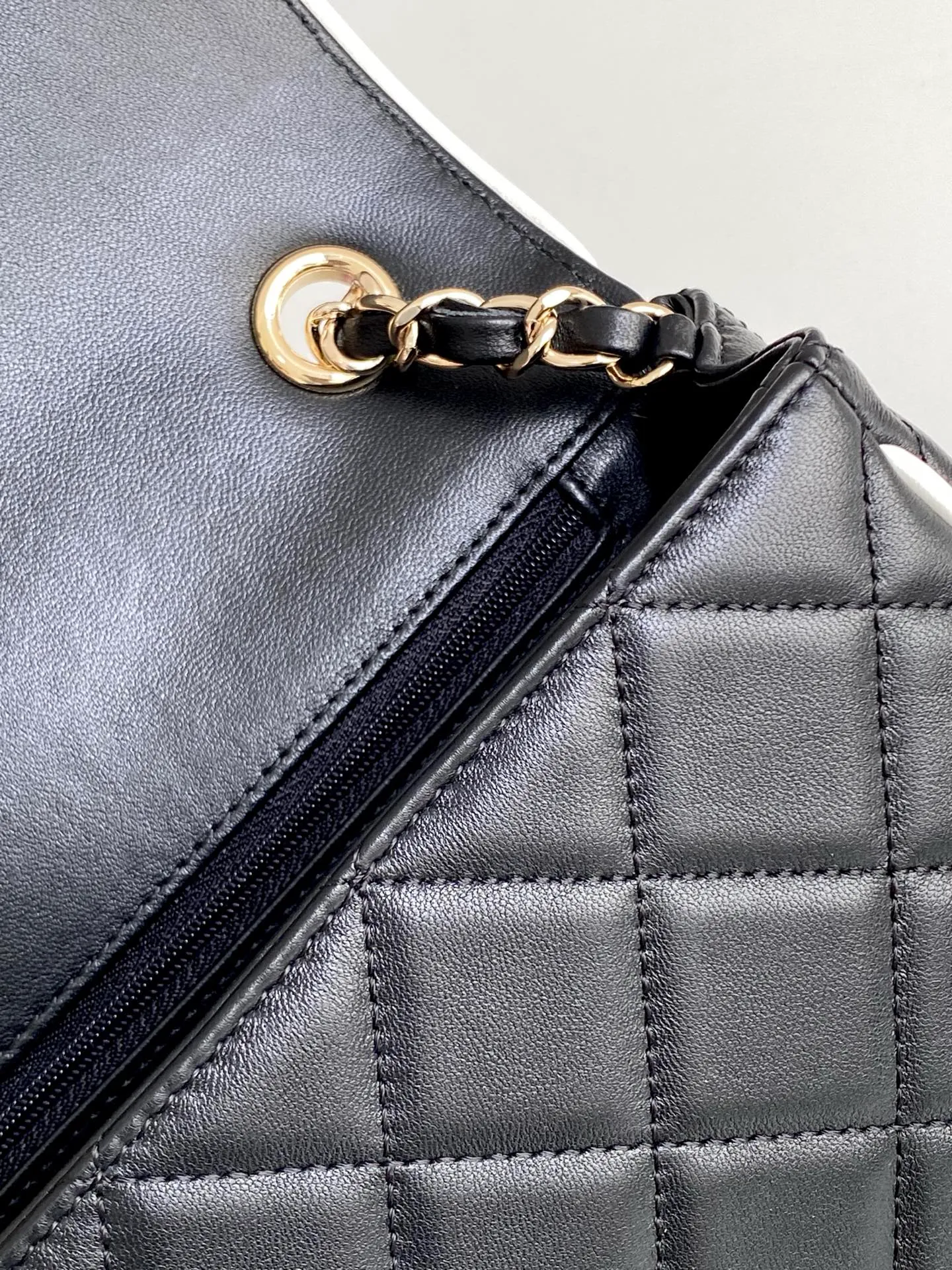 All Categories Chanel Women's Bags 2 (Chanel) Chanel Original AS5151