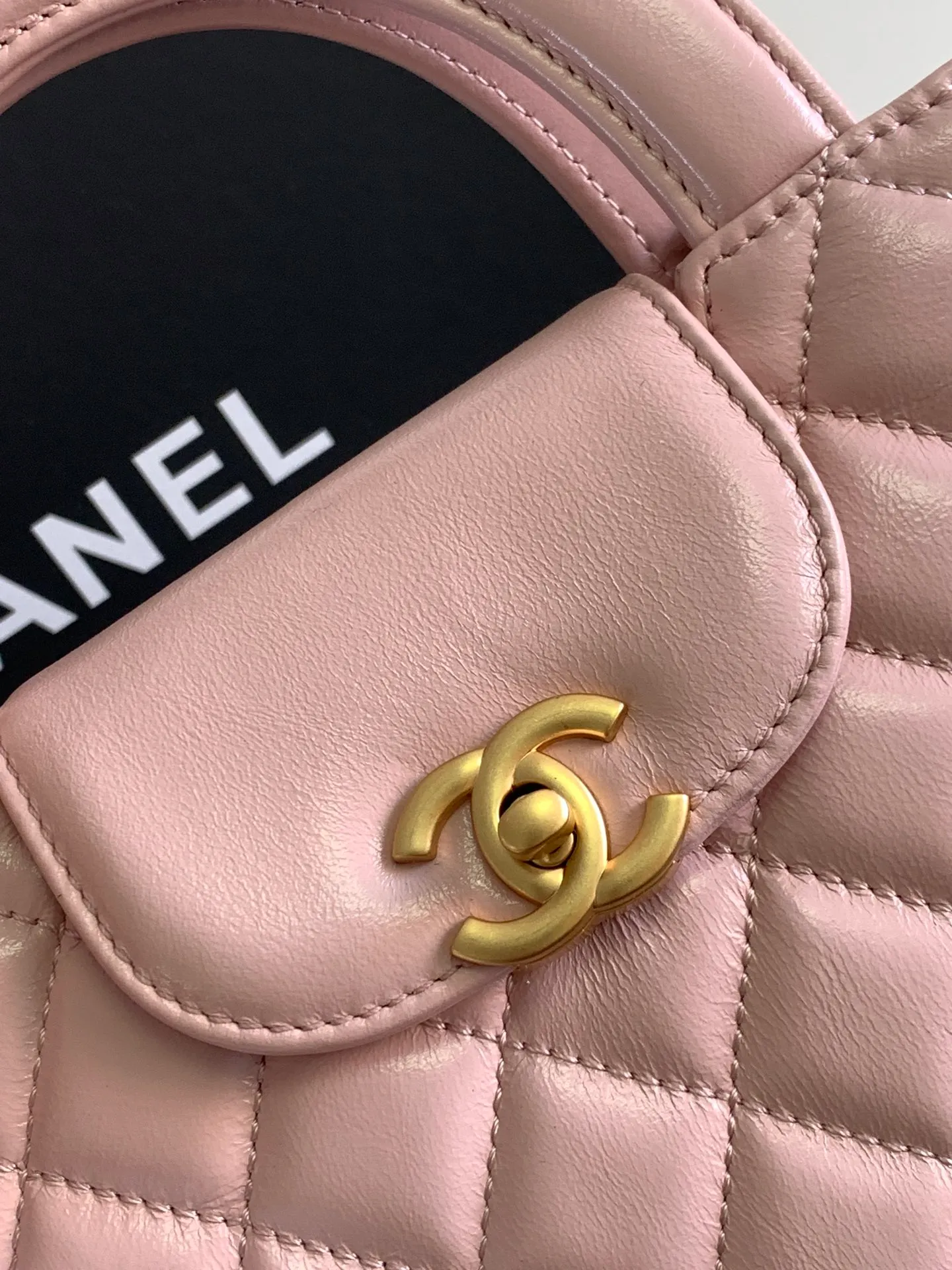 All Categories Chanel Women's Bags 2 (Chanel) Chanel Original AS4416D