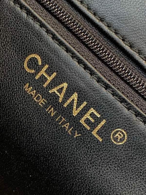 All Categories Chanel Women's Bags 2 (Chanel) Chanel Original AS4416D