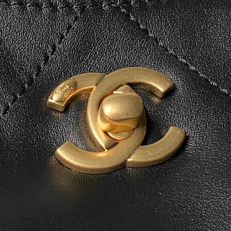 All Categories Chanel Women's Bags 2 (Chanel) Chanel Original AS6015