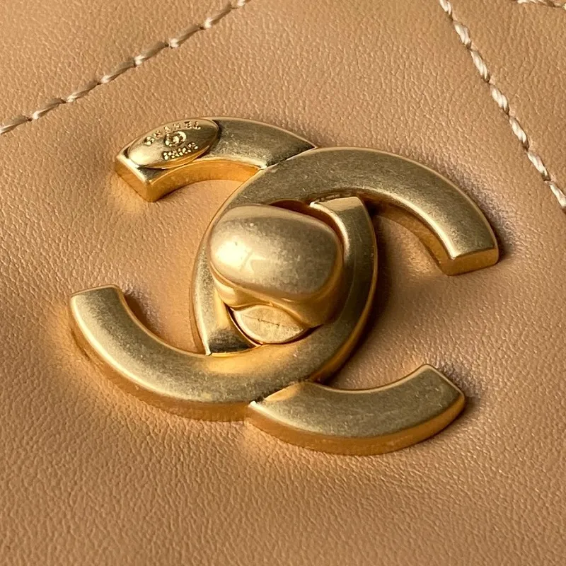 All Categories Chanel Women's Bags 2 (Chanel) Chanel Original AS6015