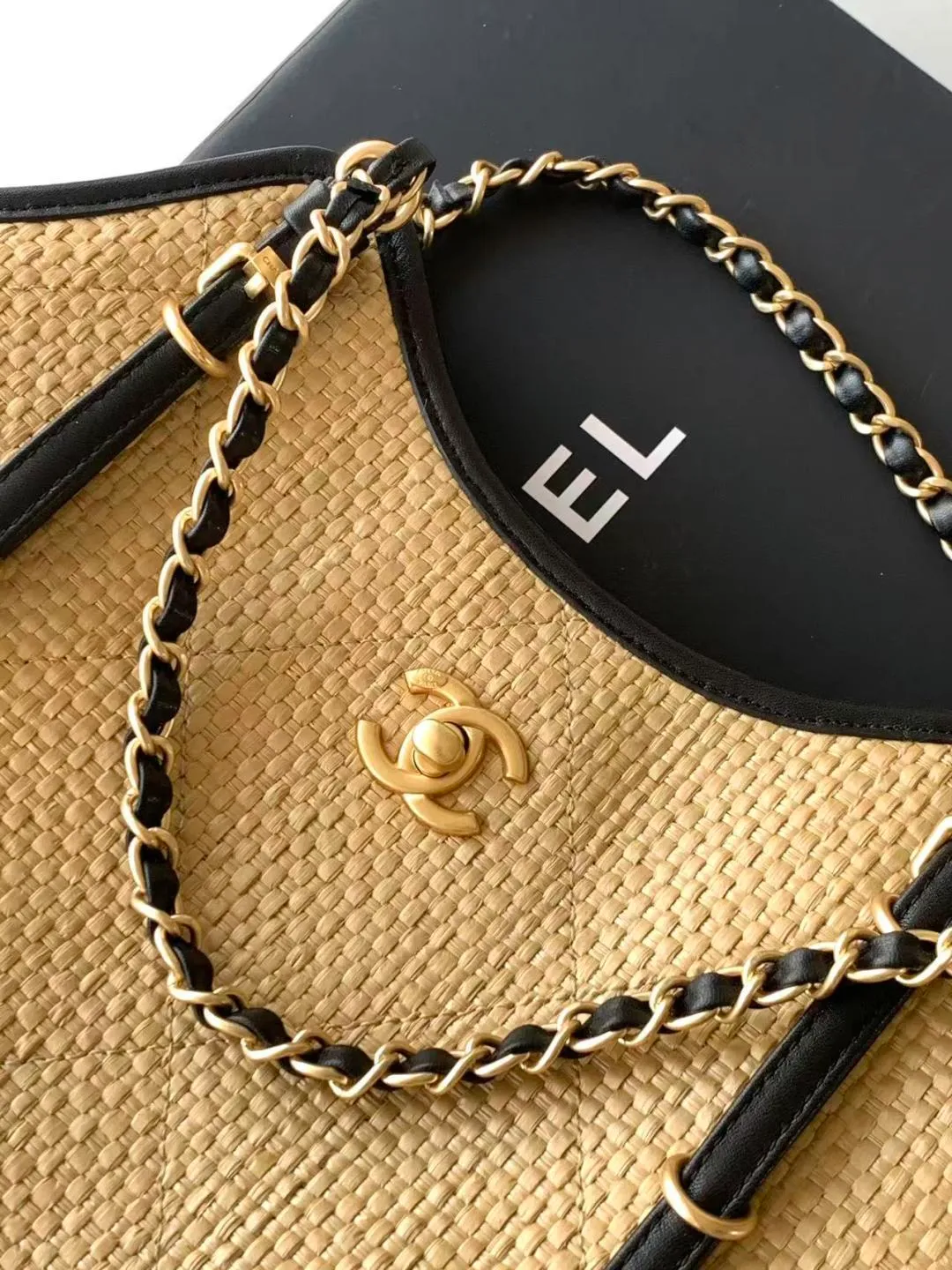 All Categories Chanel Women's Bags 2 (Chanel) Chanel Original AS6015