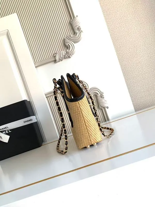 All Categories Chanel Women's Bags 2 (Chanel) Chanel Original AS6015
