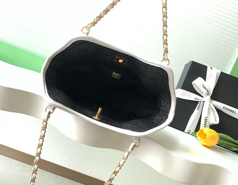 All Categories Chanel Women's Bags 2 (Chanel) Chanel Original AS6015