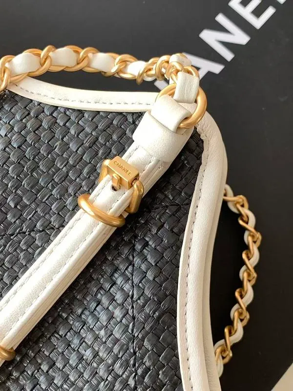 All Categories Chanel Women's Bags 2 (Chanel) Chanel Original AS6015