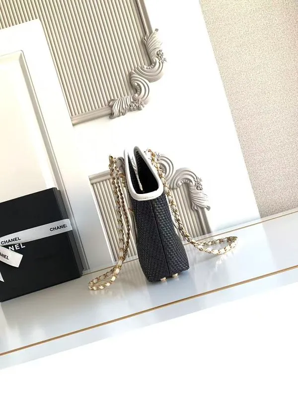 All Categories Chanel Women's Bags 2 (Chanel) Chanel Original AS6015