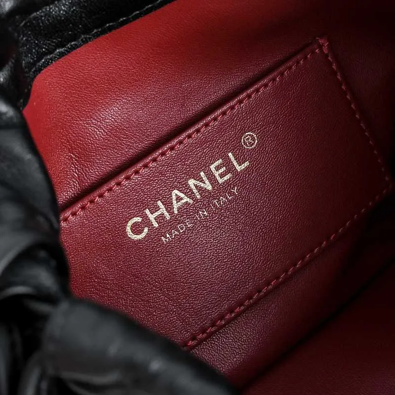 All Categories Official Website "Brand Women's Bags" Women's Bags 💙 Chanel 2026 Official Website CHANEL Crossbody Bag