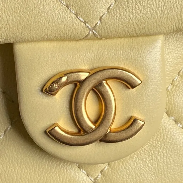 All Categories Chanel Women's Bags 2 (Chanel) Chanel Original AS5310