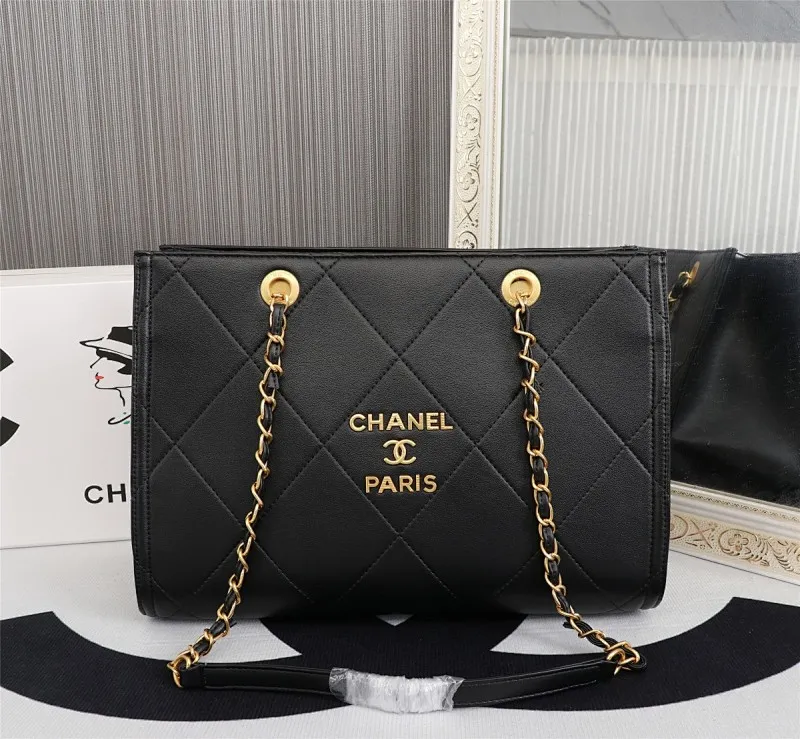 All Categories Official Website "Brand Women's Bags" Women's Bags 💙 Chanel new shopping bag CHANEI, calfskin series, gold hardware with large diamond pattern, exquisite logo on the bag gives a new and elegant feel, calfskin is wear-resistant and soft to the touch, all-copper hardware, size 24-34-13