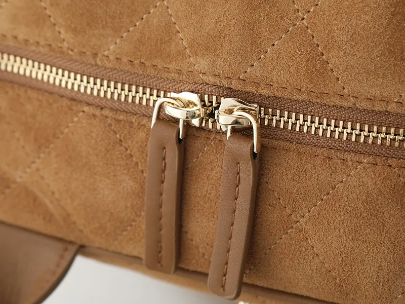 All categories Official website "Brand Women's Bags" Women's Bags 💙 Chanel 2026 new CHANEL hand-held crossbody bag