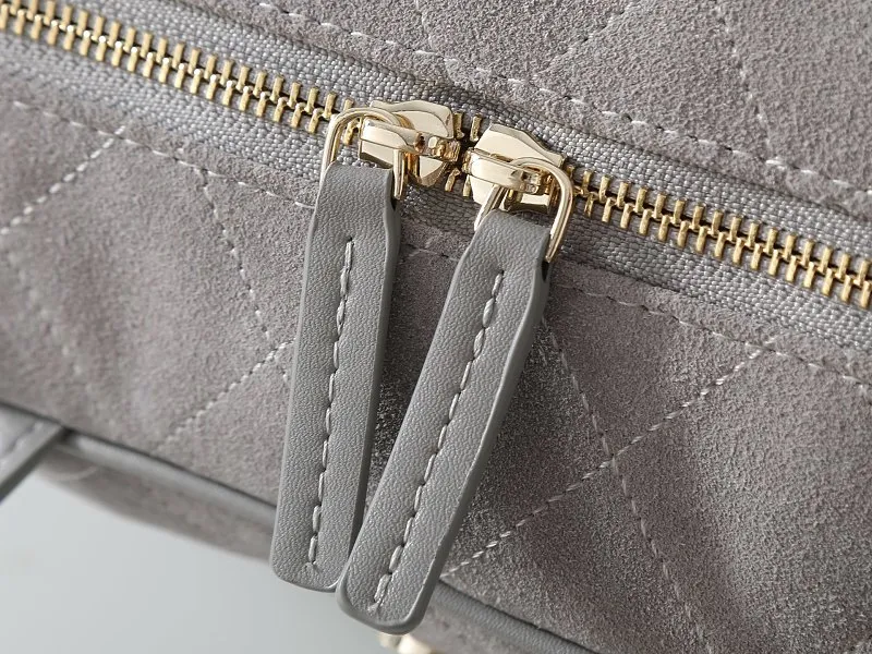 All categories Official website "Brand Women's Bags" Women's Bags 💙 Chanel 2026 new CHANEL hand-held crossbody bag