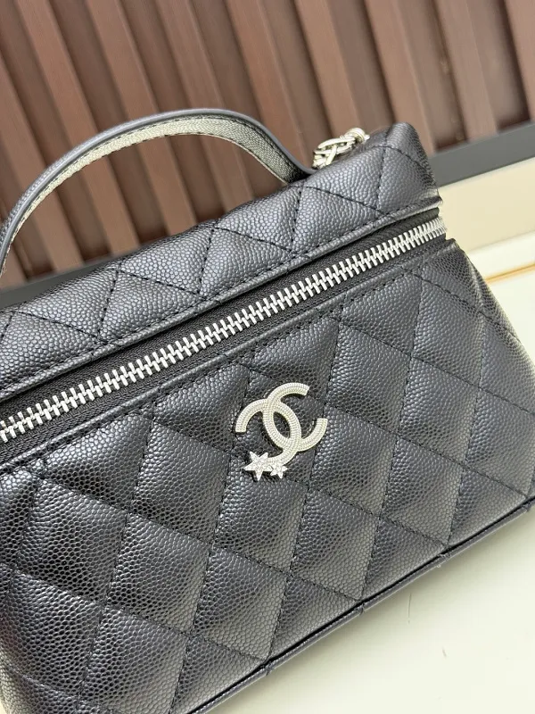 All Categories Chanel Women's Bags (Chanel) Chanel 09140-3